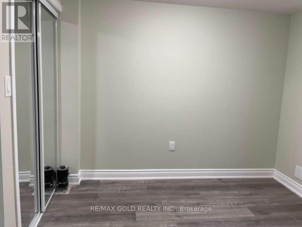 79 Lesabre Crescent, Brampton, Ontario  L6P 3Z9 - Photo 21 - W12550900