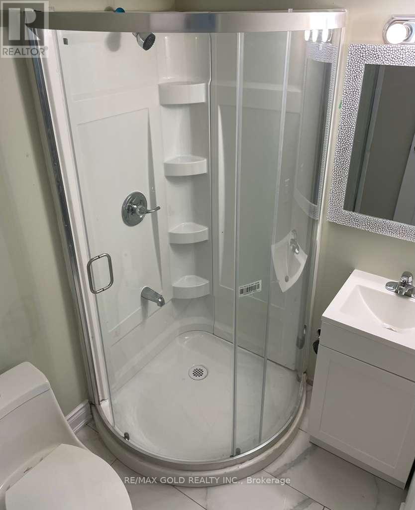 79 Lesabre Crescent, Brampton, Ontario  L6P 3Z9 - Photo 24 - W12550900