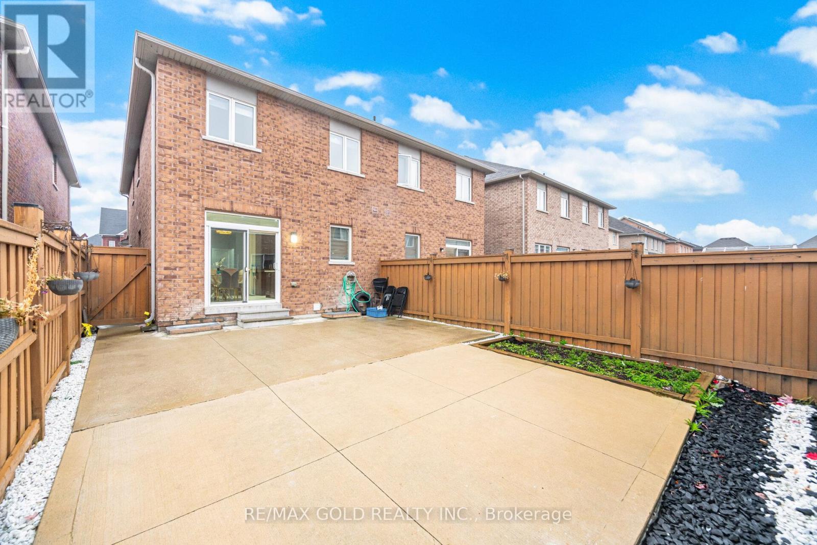 79 Lesabre Crescent, Brampton, Ontario  L6P 3Z9 - Photo 26 - W12550900