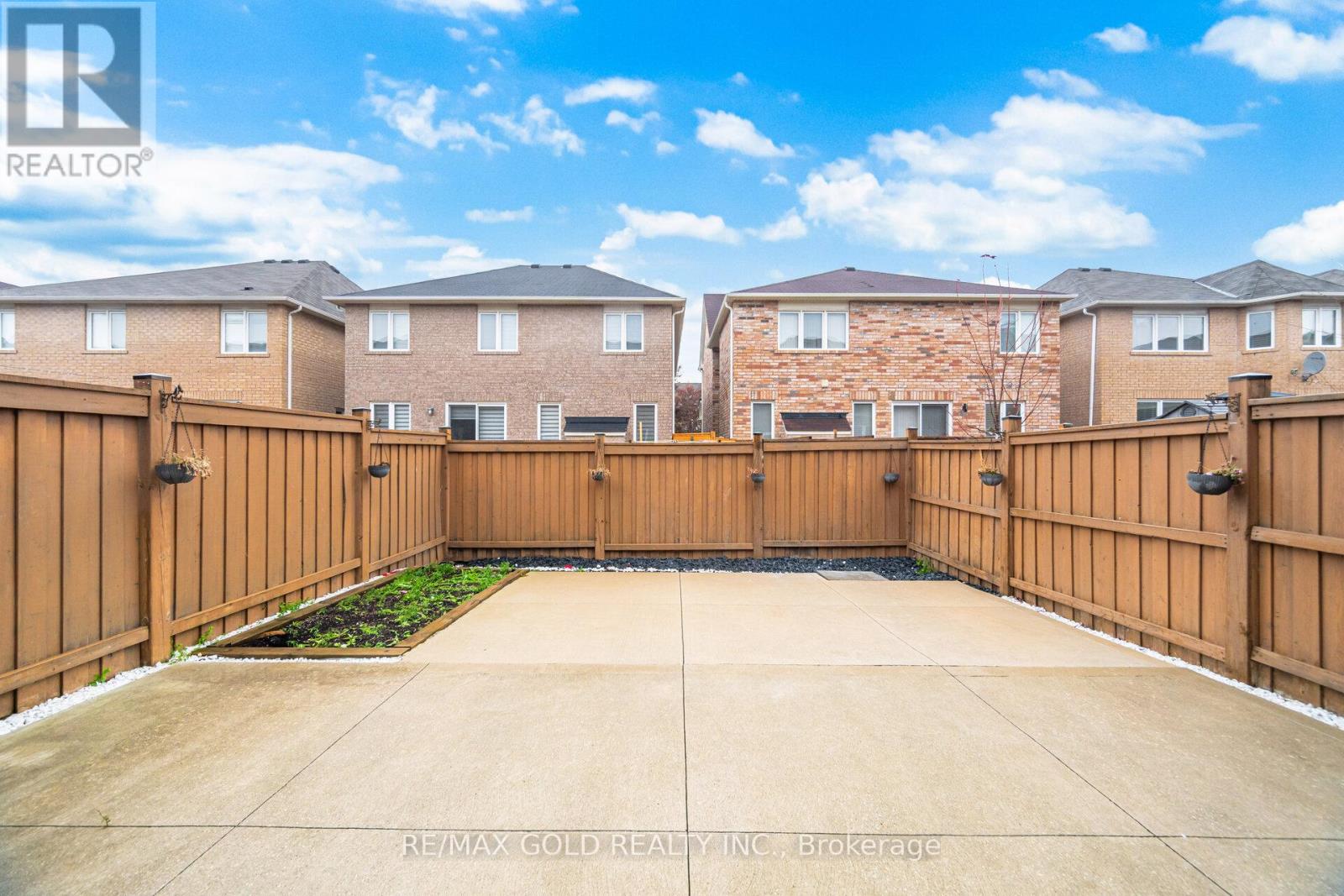 79 Lesabre Crescent, Brampton, Ontario  L6P 3Z9 - Photo 27 - W12550900