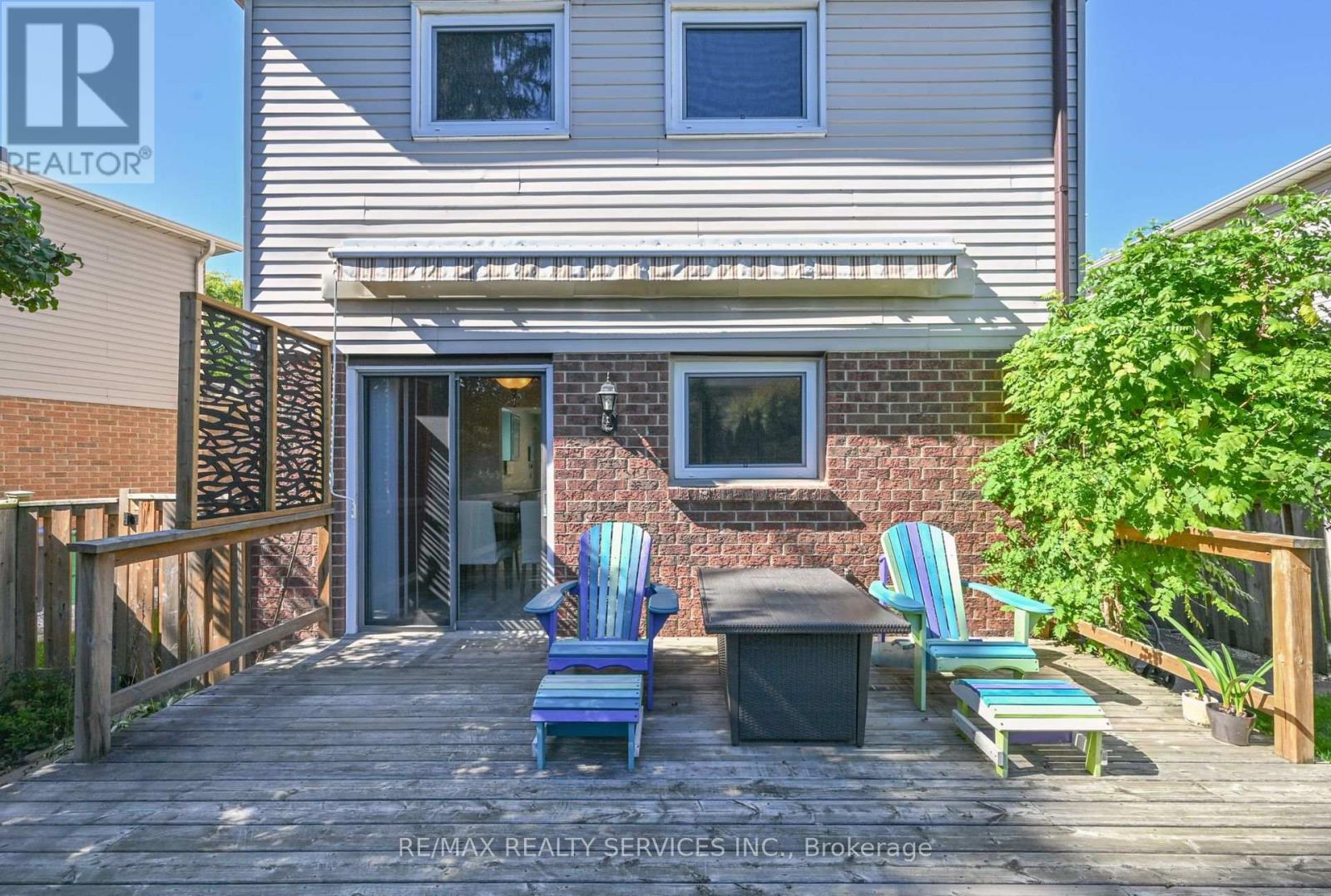 8 Oleander Crescent, Brampton, Ontario L6Z 2C2 - Photo 24 - W12550926