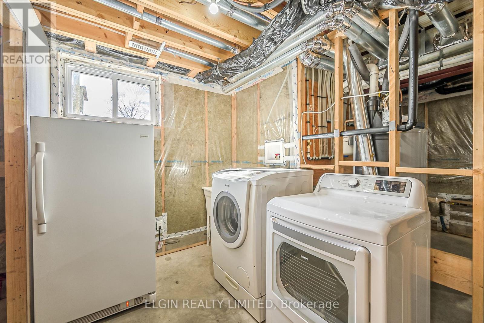 39349 Fingal Line, Southwold, Ontario N5P 3S5 - Photo 36 - X12551004