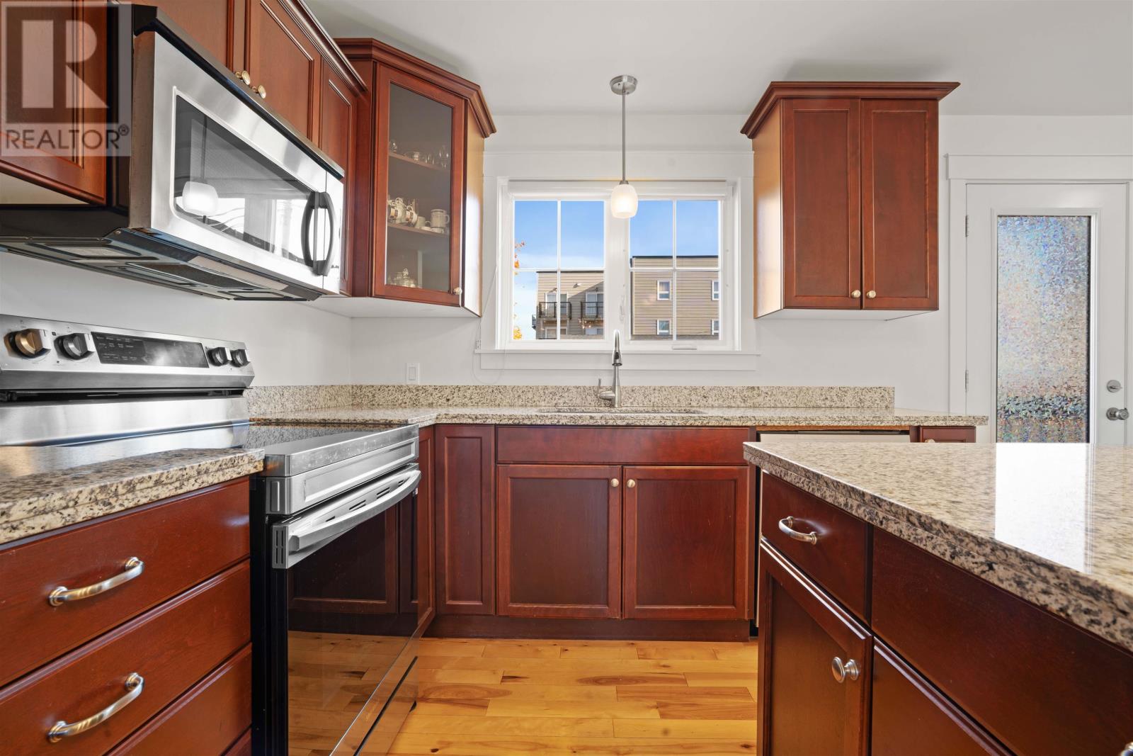 322b Queen Street, Charlottetown, Prince Edward Island  C1A 4C3 - Photo 7 - 202510288