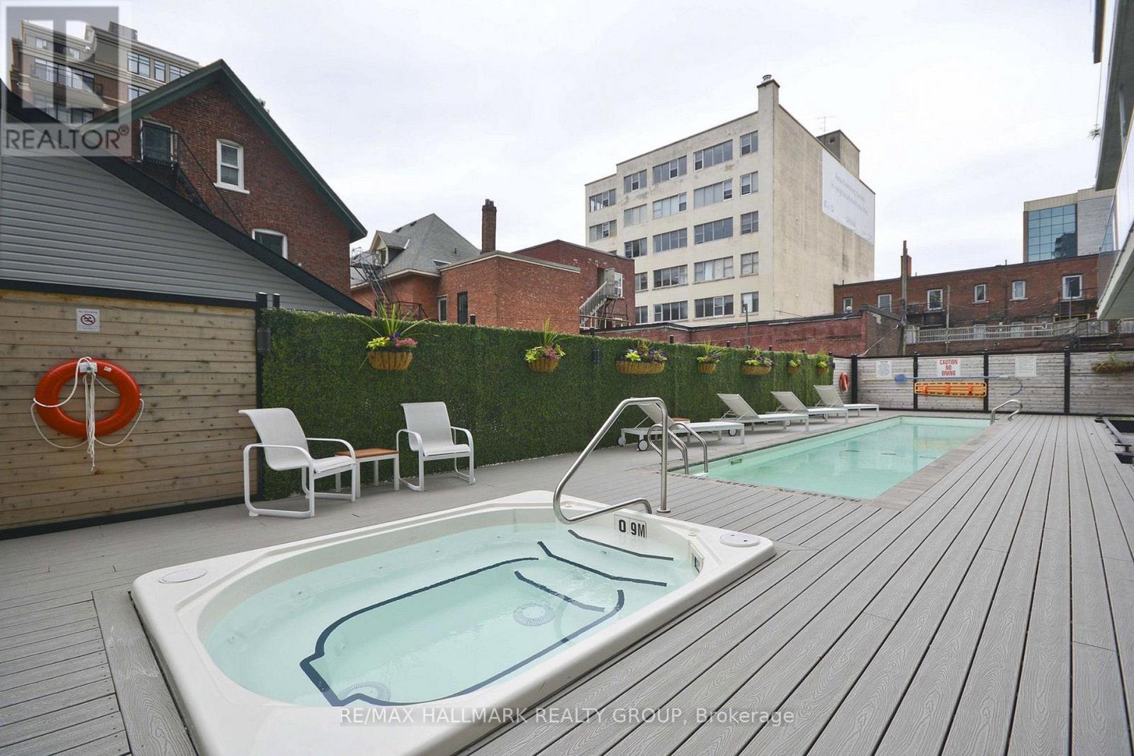 1007 - 300 Lisgar Street, Ottawa, Ontario  K2P 0E2 - Photo 17 - X12550974