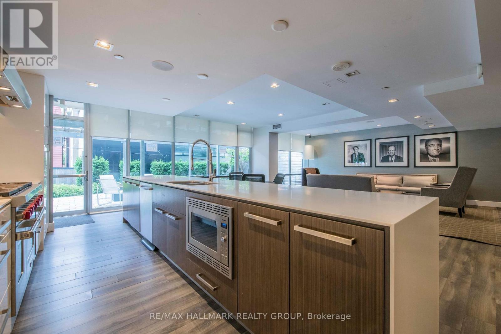 1007 - 300 Lisgar Street, Ottawa, Ontario  K2P 0E2 - Photo 27 - X12550974