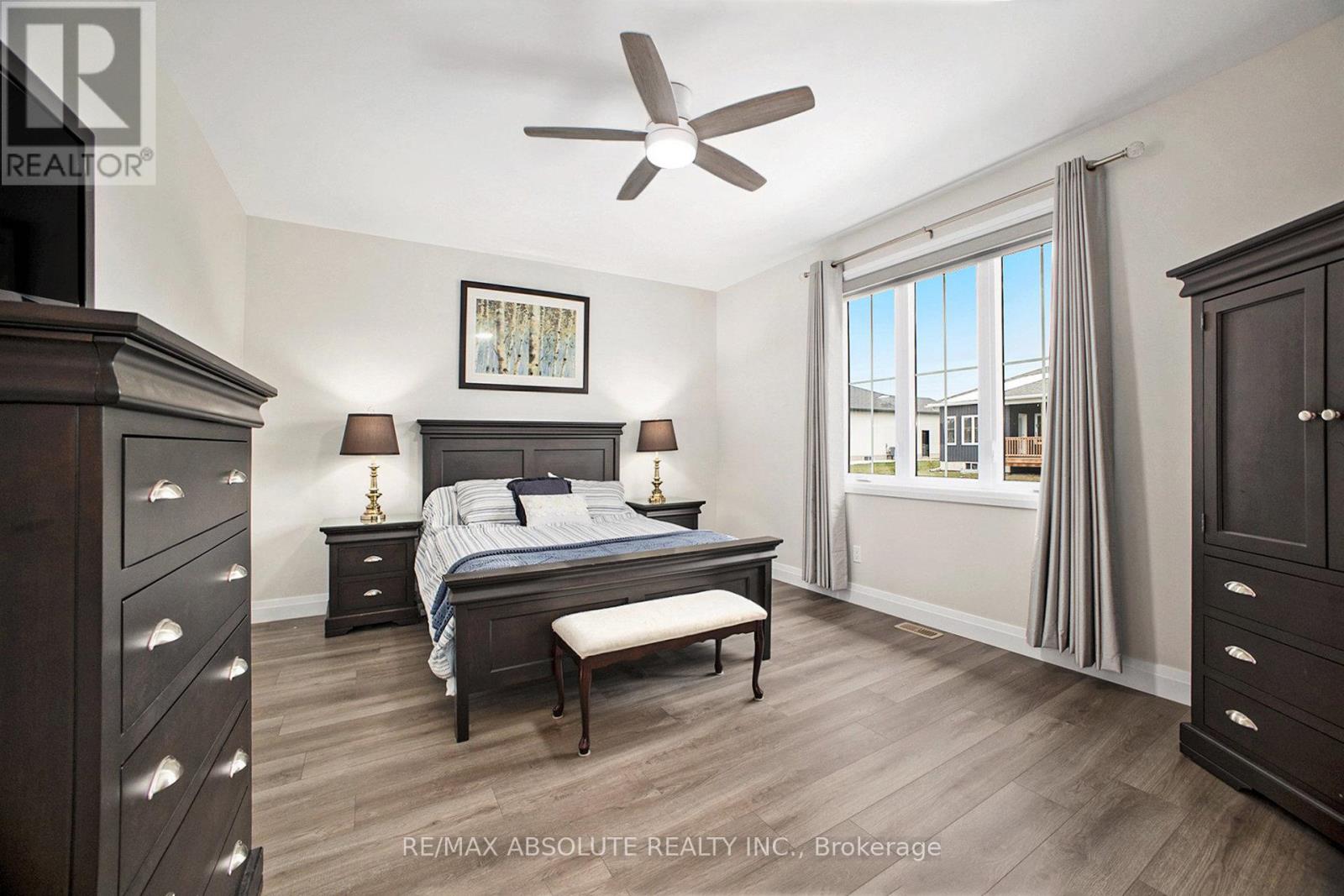 18 Morrison Drive, Whitewater Region, Ontario K0J 1K0 - Photo 18 - X12550986