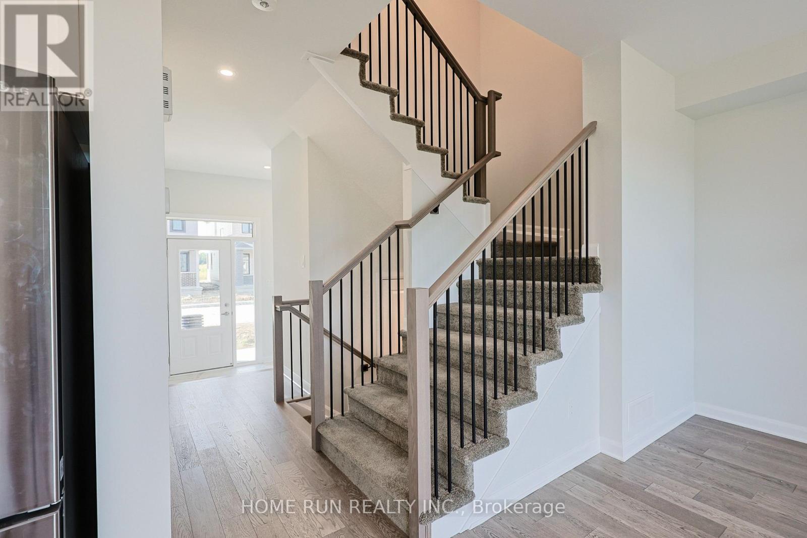 226 Elsie Macgill Walk, Ottawa, Ontario K2W 0M2 - Photo 18 - X12551026