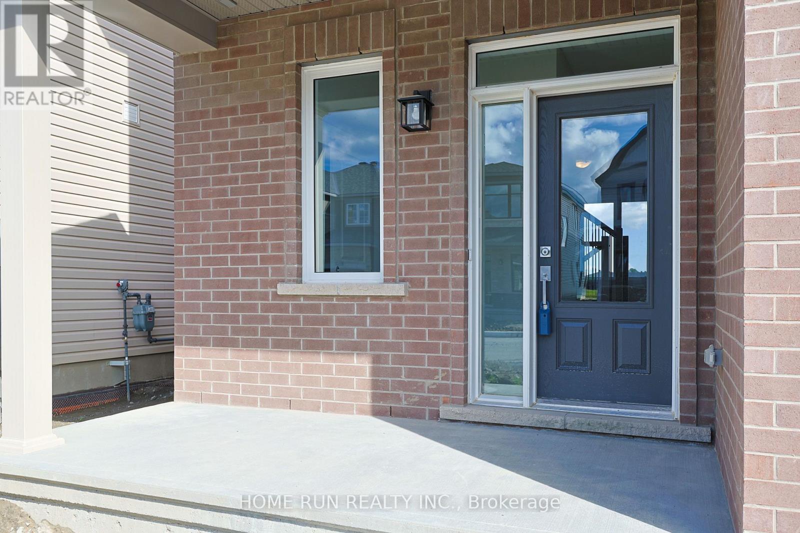 226 Elsie Macgill Walk, Ottawa, Ontario K2W 0M2 - Photo 3 - X12551026