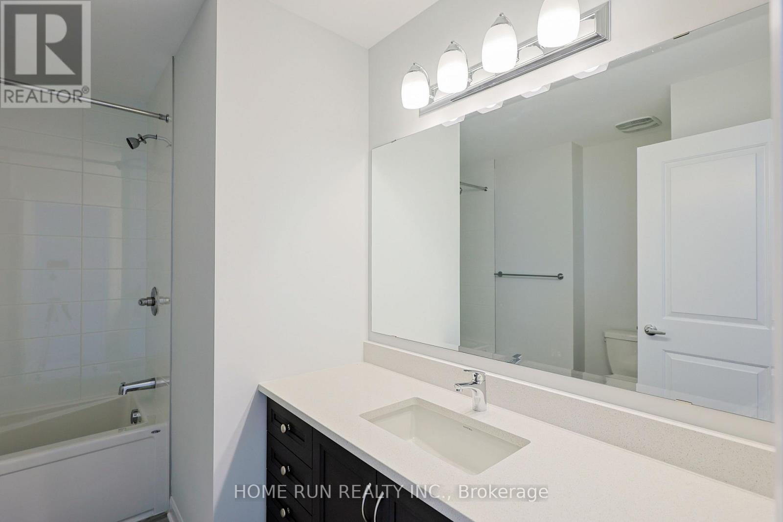 226 Elsie Macgill Walk, Ottawa, Ontario K2W 0M2 - Photo 32 - X12551026