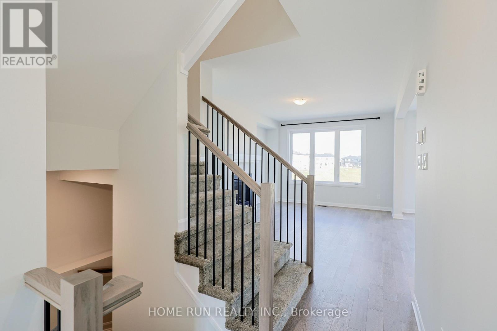 226 Elsie Macgill Walk, Ottawa, Ontario K2W 0M2 - Photo 6 - X12551026