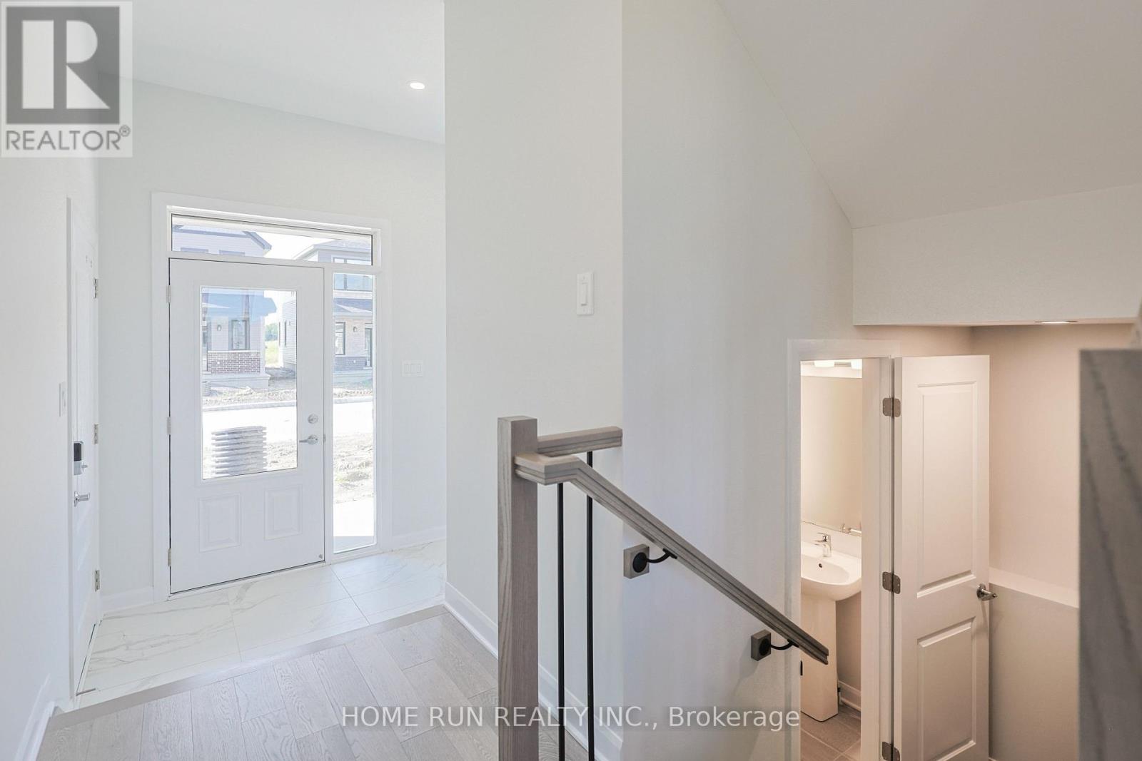 226 Elsie Macgill Walk, Ottawa, Ontario K2W 0M2 - Photo 7 - X12551026