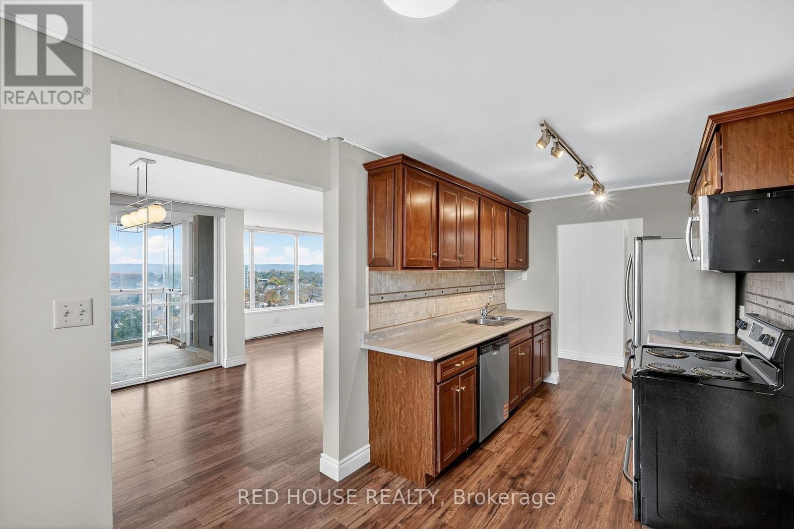 1404 - 75 Queen Street N, Hamilton, Ontario  L8R 3J3 - Photo 11 - X12550694