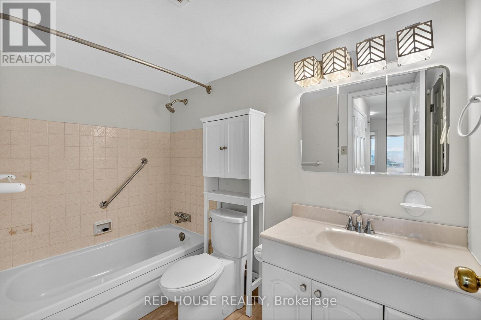 1404 - 75 Queen Street N, Hamilton, Ontario  L8R 3J3 - Photo 16 - X12550694