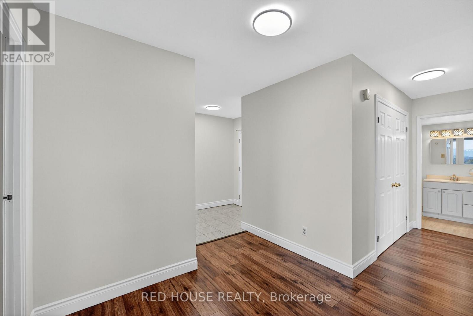 1404 - 75 Queen Street N, Hamilton, Ontario  L8R 3J3 - Photo 7 - X12550694