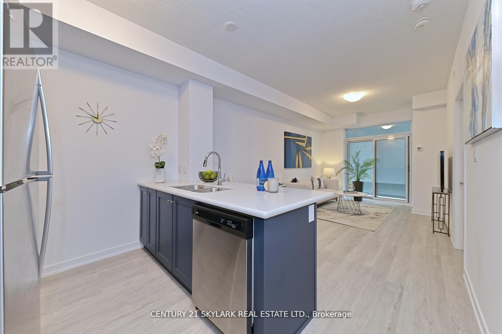 401 - 460 Dundas Street E, Hamilton, Ontario  L8B 2A5 - Photo 11 - X12550712