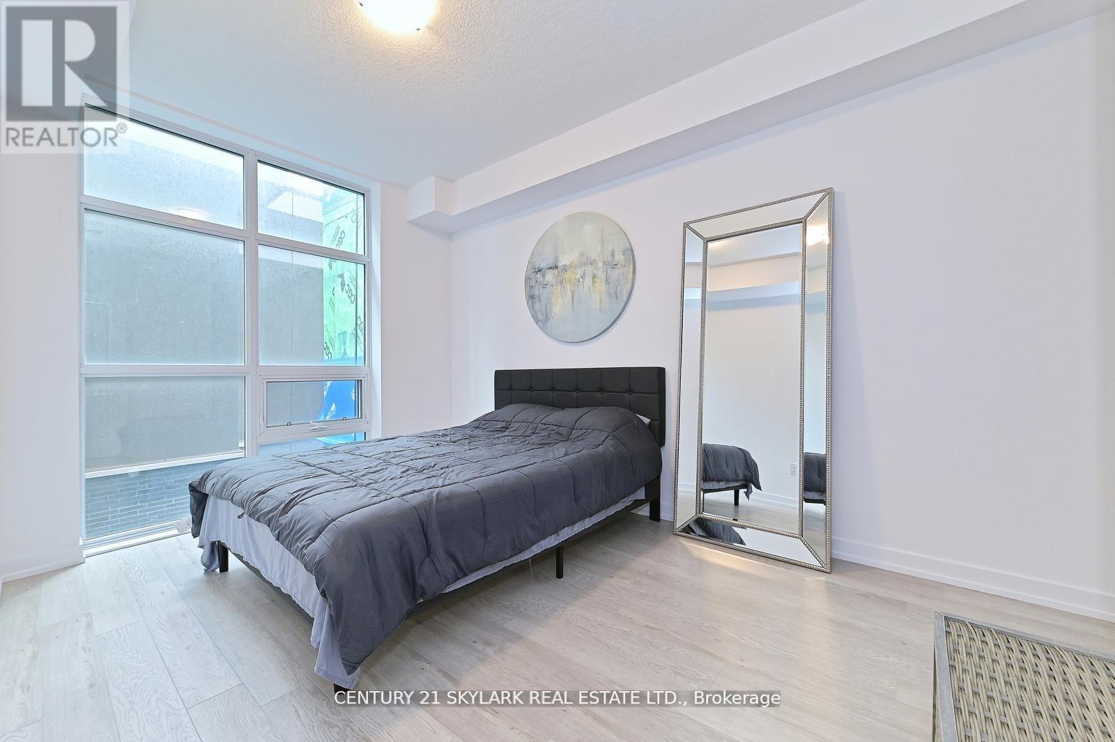 401 - 460 Dundas Street E, Hamilton, Ontario  L8B 2A5 - Photo 25 - X12550712