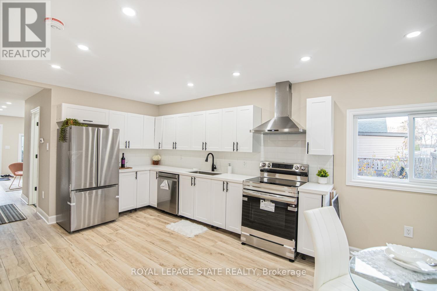 330 Fairfield Avenue, Hamilton, Ontario  L8H 5H8 - Photo 15 - X12550804