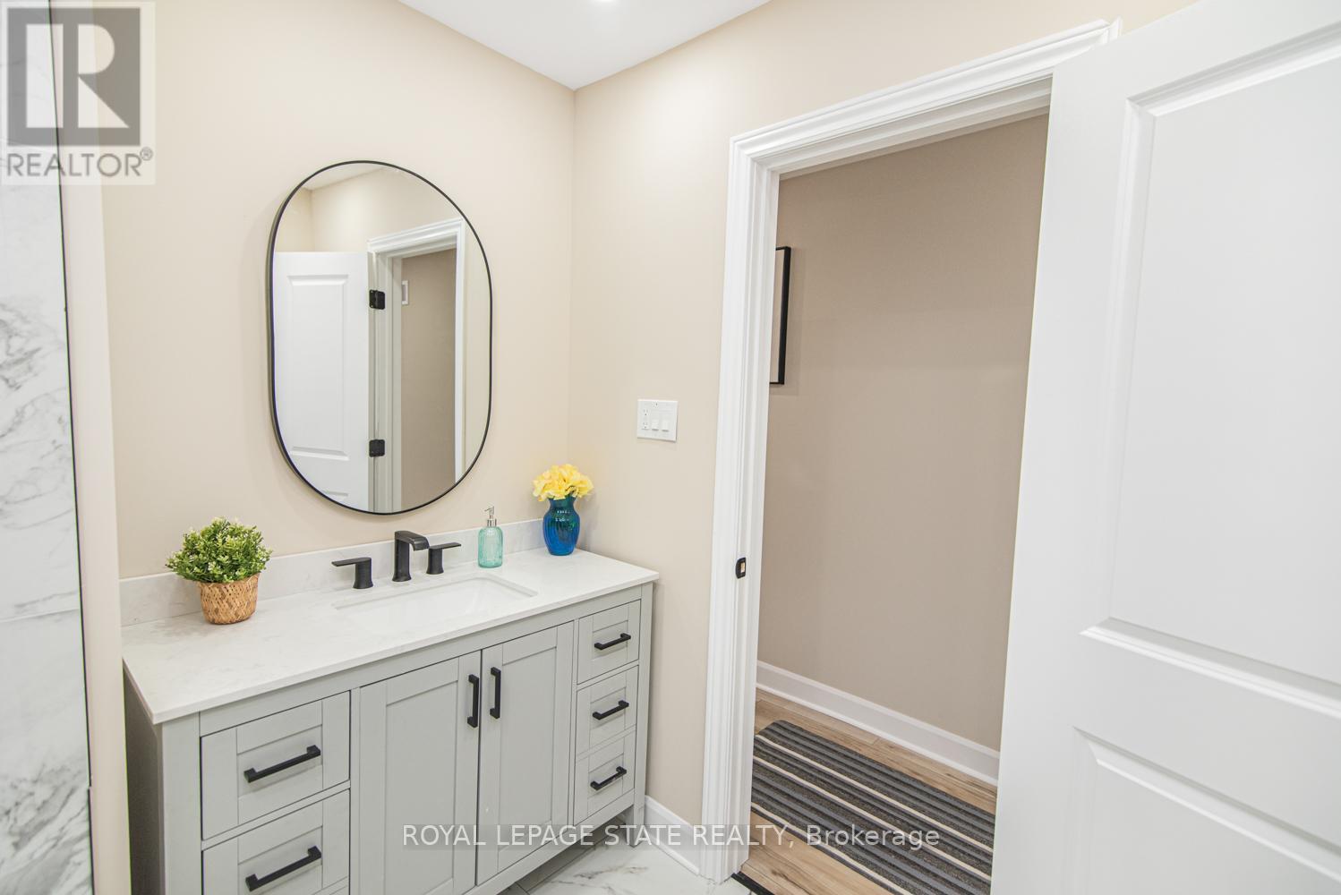 330 Fairfield Avenue, Hamilton, Ontario  L8H 5H8 - Photo 24 - X12550804