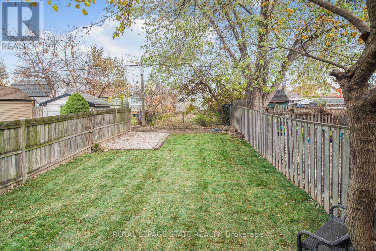 330 Fairfield Avenue, Hamilton, Ontario  L8H 5H8 - Photo 30 - X12550804