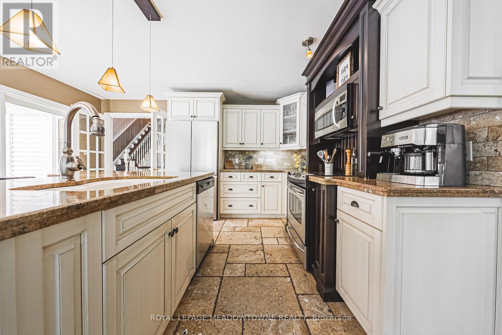 2368 #17 Haldimand Road, Haldimand, Ontario  N0A 1E0 - Photo 17 - X12550898