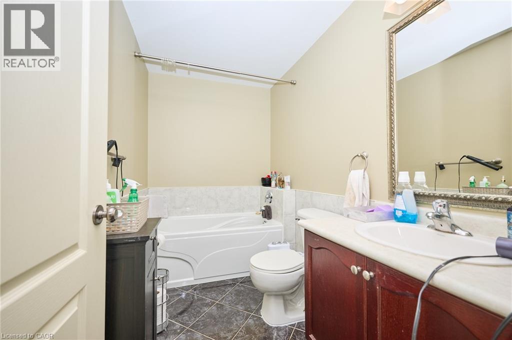 69 Macturnbull Drive, St. Catharines, Ontario  L2S 3Z2 - Photo 24 - 40788664