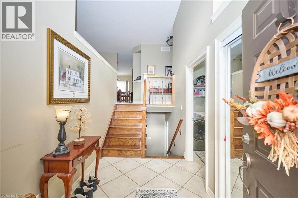 69 Macturnbull Drive, St. Catharines, Ontario  L2S 3Z2 - Photo 7 - 40788664