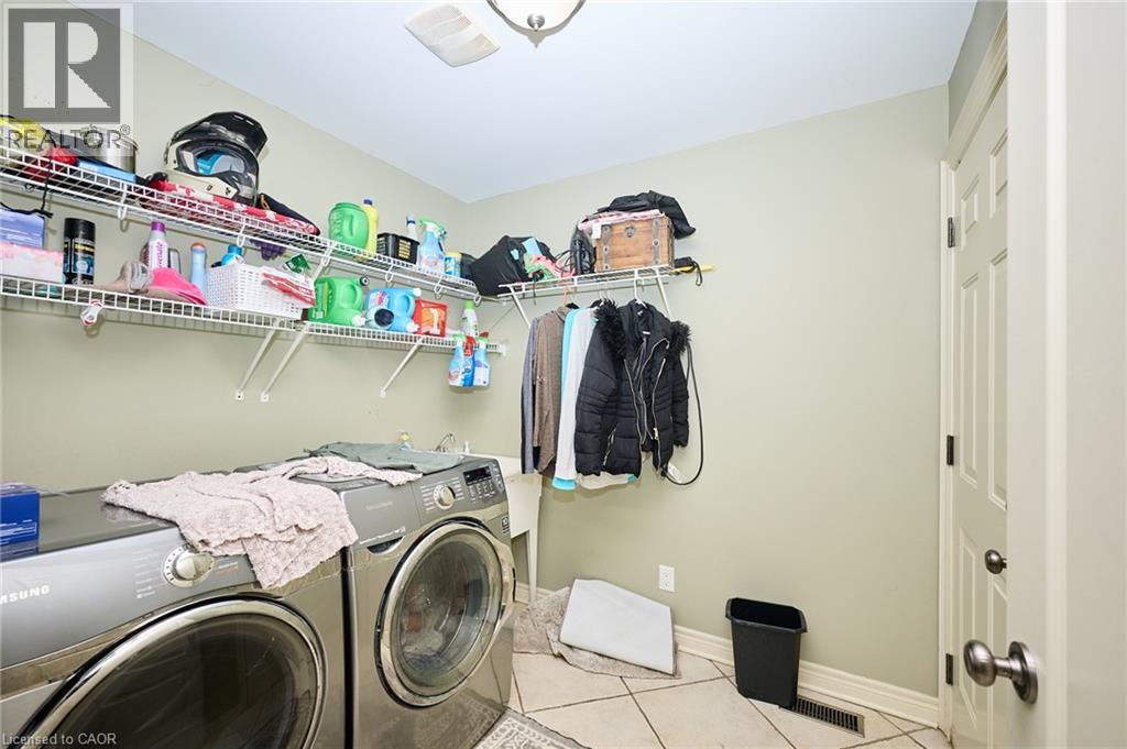 69 Macturnbull Drive, St. Catharines, Ontario  L2S 3Z2 - Photo 8 - 40788664