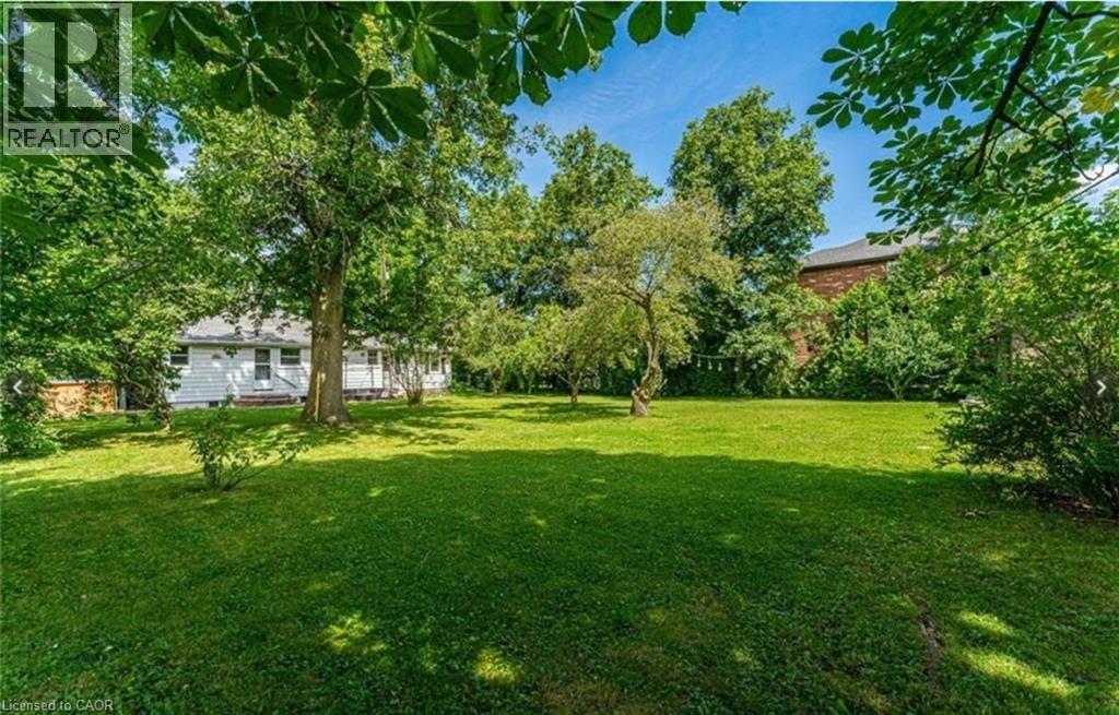 879 West 5th Street, Hamilton, Ontario  L9C 5R4 - Photo 12 - 40787891