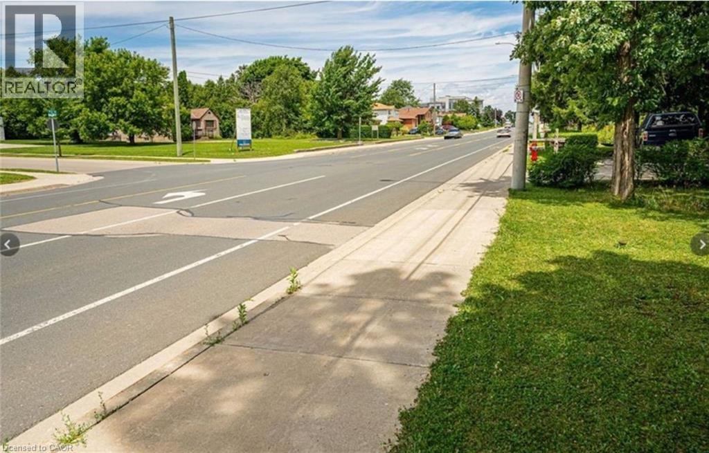 879 West 5th Street, Hamilton, Ontario  L9C 5R4 - Photo 9 - 40787891