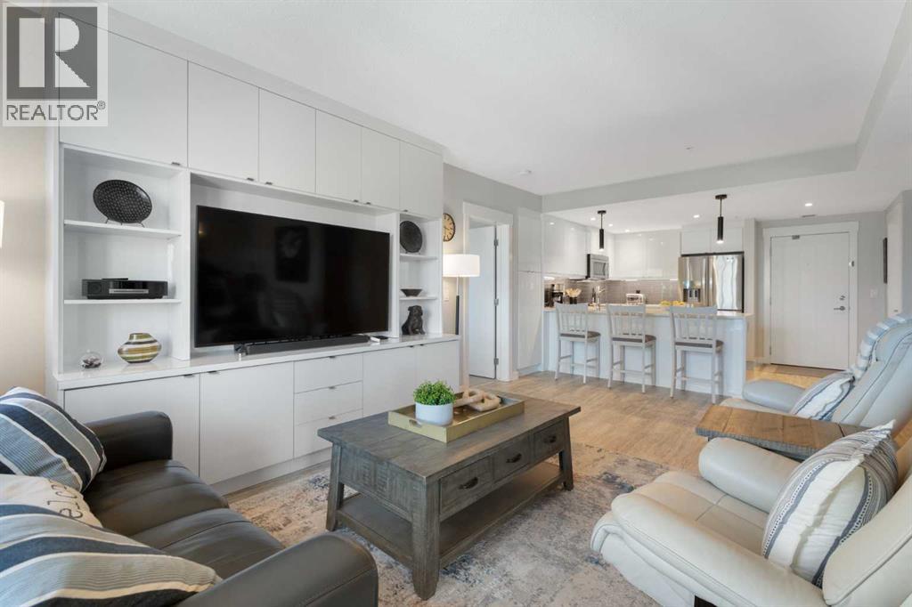 227, 15 Aspenmont Heights Sw, Calgary, Alberta  T3H 0E3 - Photo 1 - A2255088