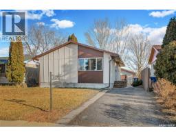 330 Smallwood CRESCENT Confederation Park