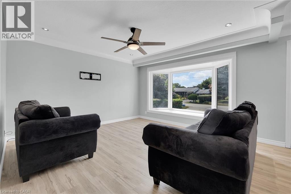 46 Oriole Crescent, Grimsby, Ontario  L3M 3X6 - Photo 14 - 40680127