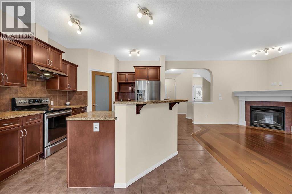 109 Bridlerange Place Sw, Calgary, Alberta  T2Y 0K8 - Photo 11 - A2270116