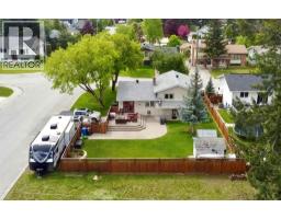 1440 Birch Crescent Golden