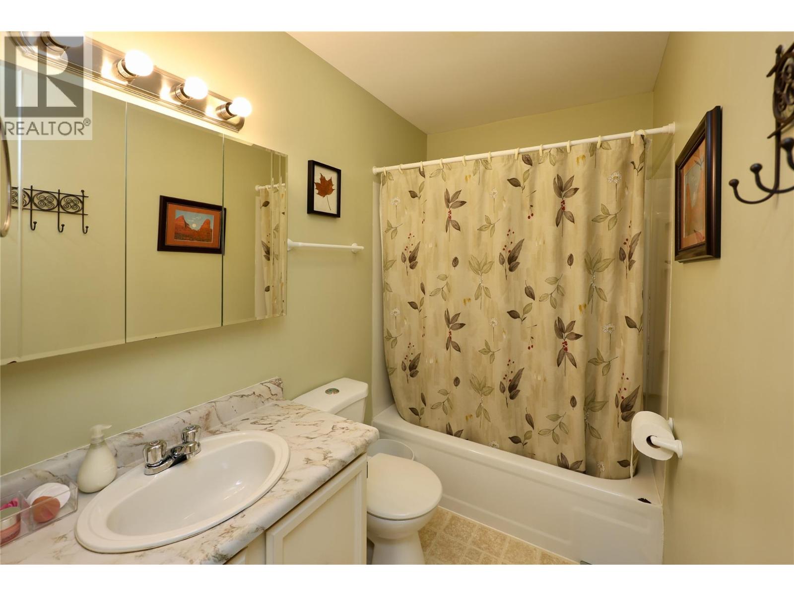 Lorem Ipsum Dolor S, Golden, British Columbia  V0A  - Photo 18 - DEMO28372099