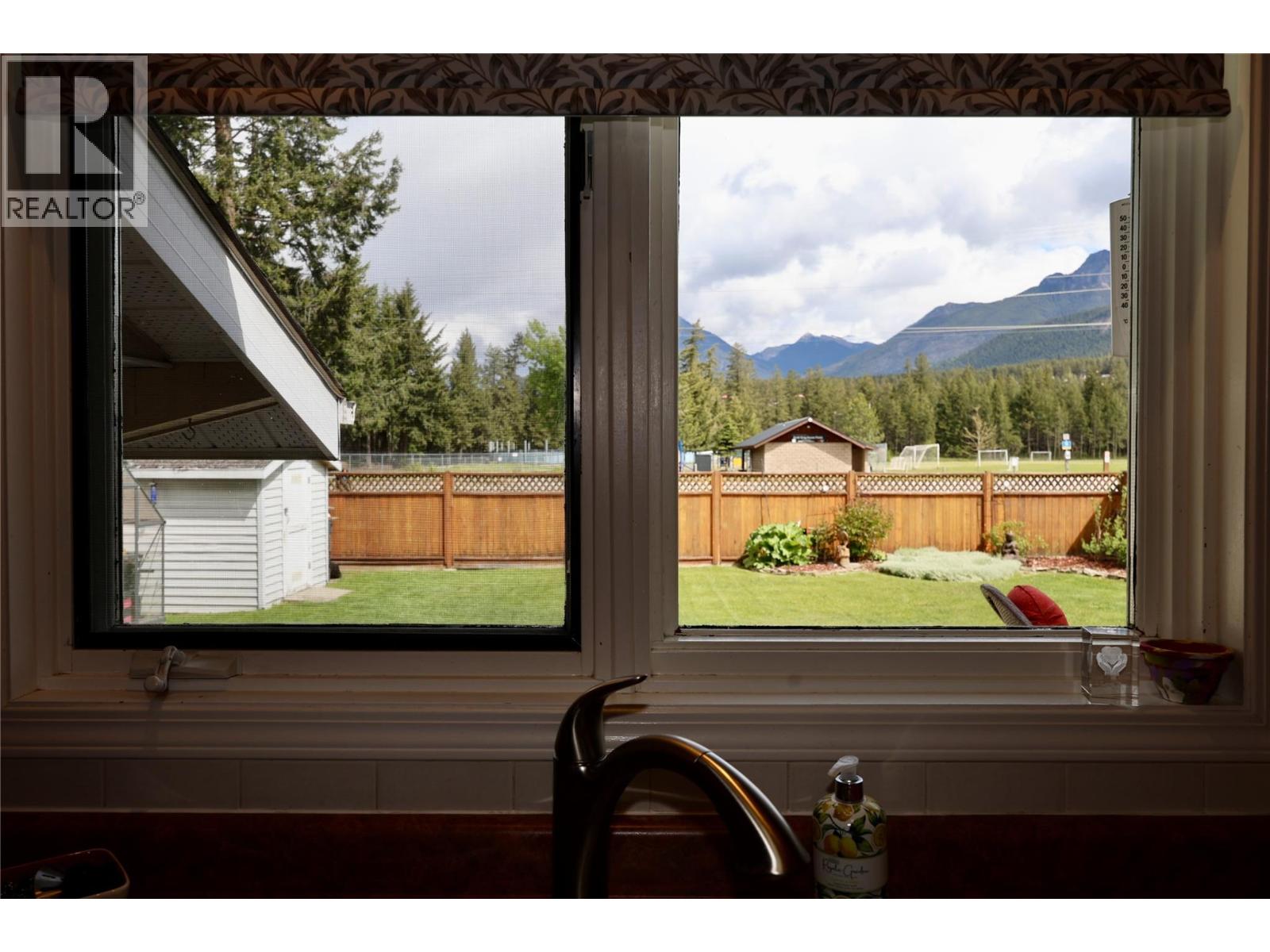 Lorem Ipsum Dolor S, Golden, British Columbia  V0A  - Photo 36 - DEMO28372099