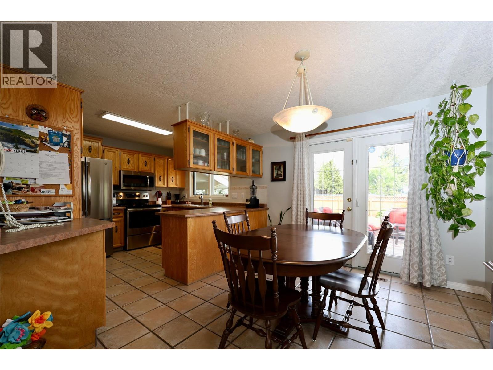 Lorem Ipsum Dolor S, Golden, British Columbia  V0A  - Photo 7 - DEMO28372099