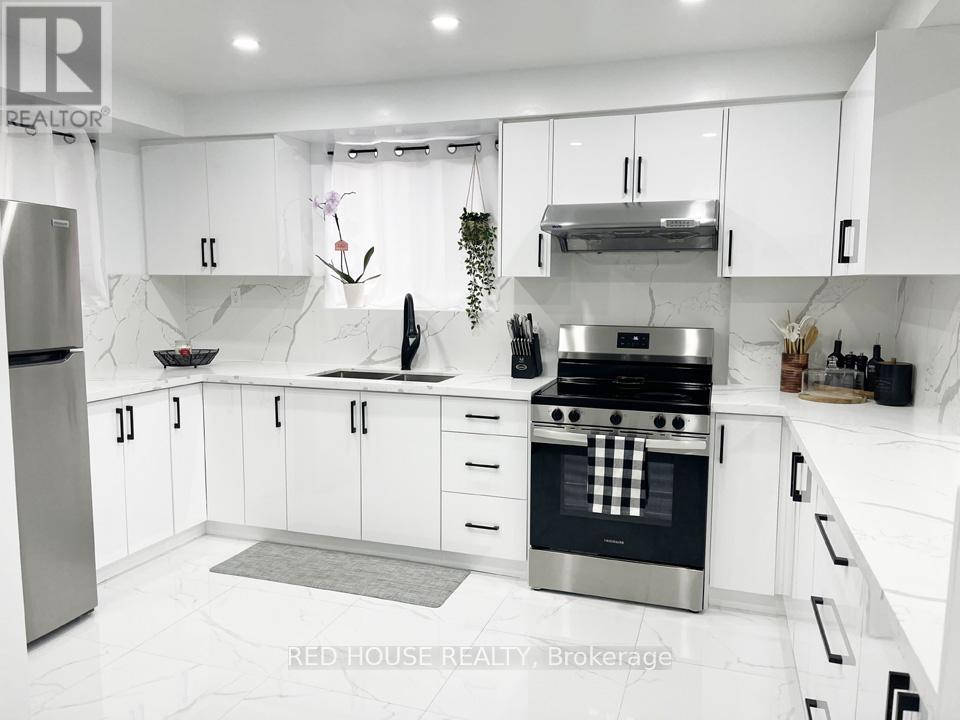 2 - 87 IRWIN ROAD, Toronto, Ontario