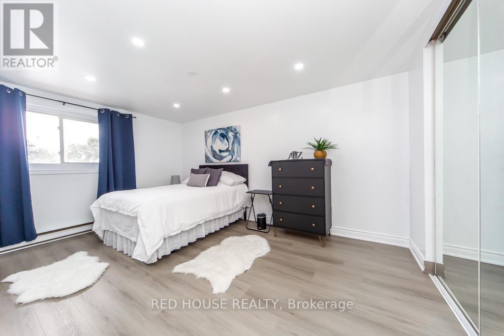 2 - 87 Irwin Road, Toronto, Ontario  M9W 5W1 - Photo 14 - W12531670