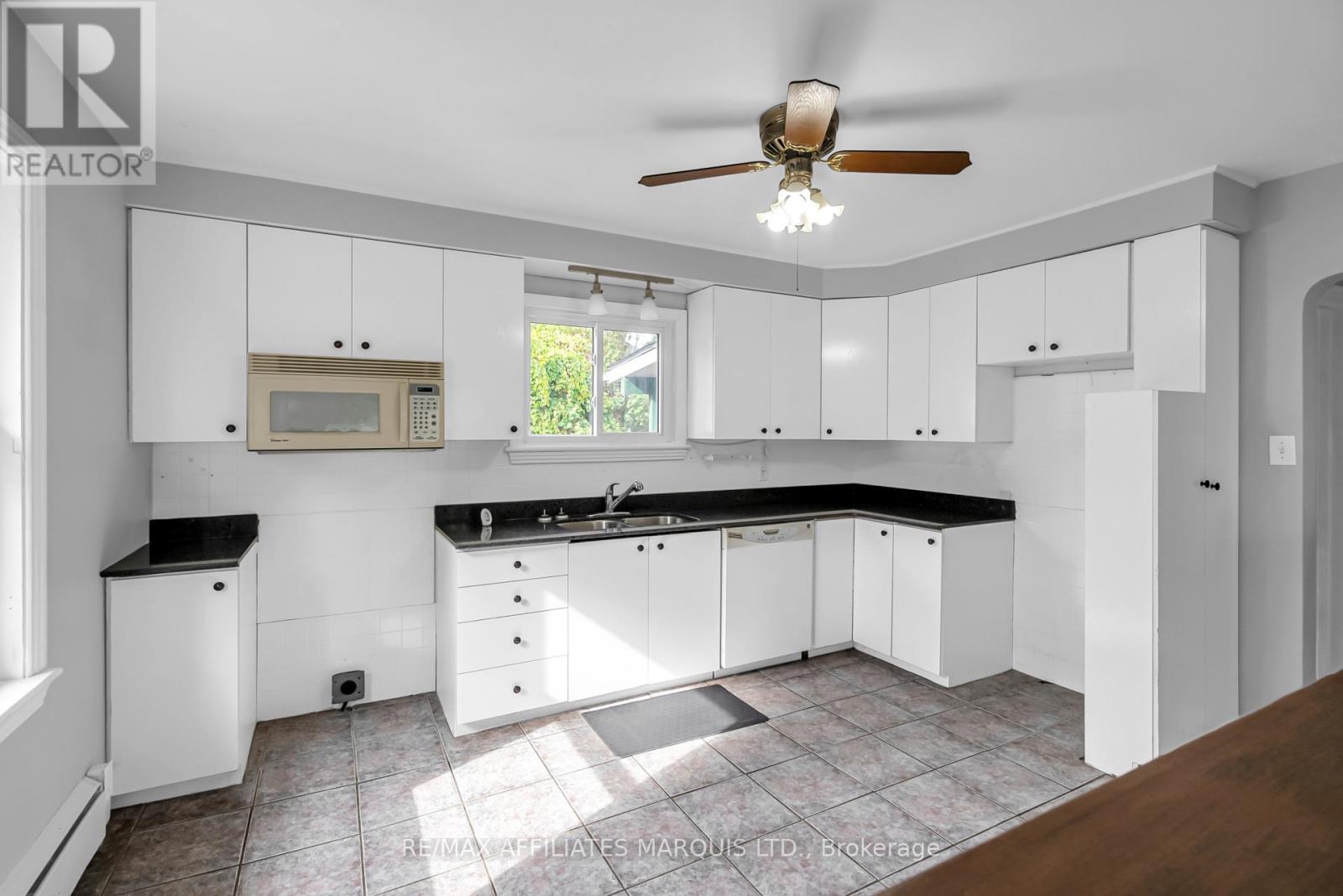 104 Gardner Avenue, Cornwall, Ontario K6H 5H4 - Photo 12 - X12423000