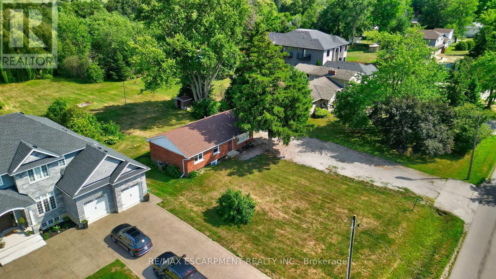 167 Miles Road, Hamilton, Ontario L8W 1E2 - Photo 31 - X12445390