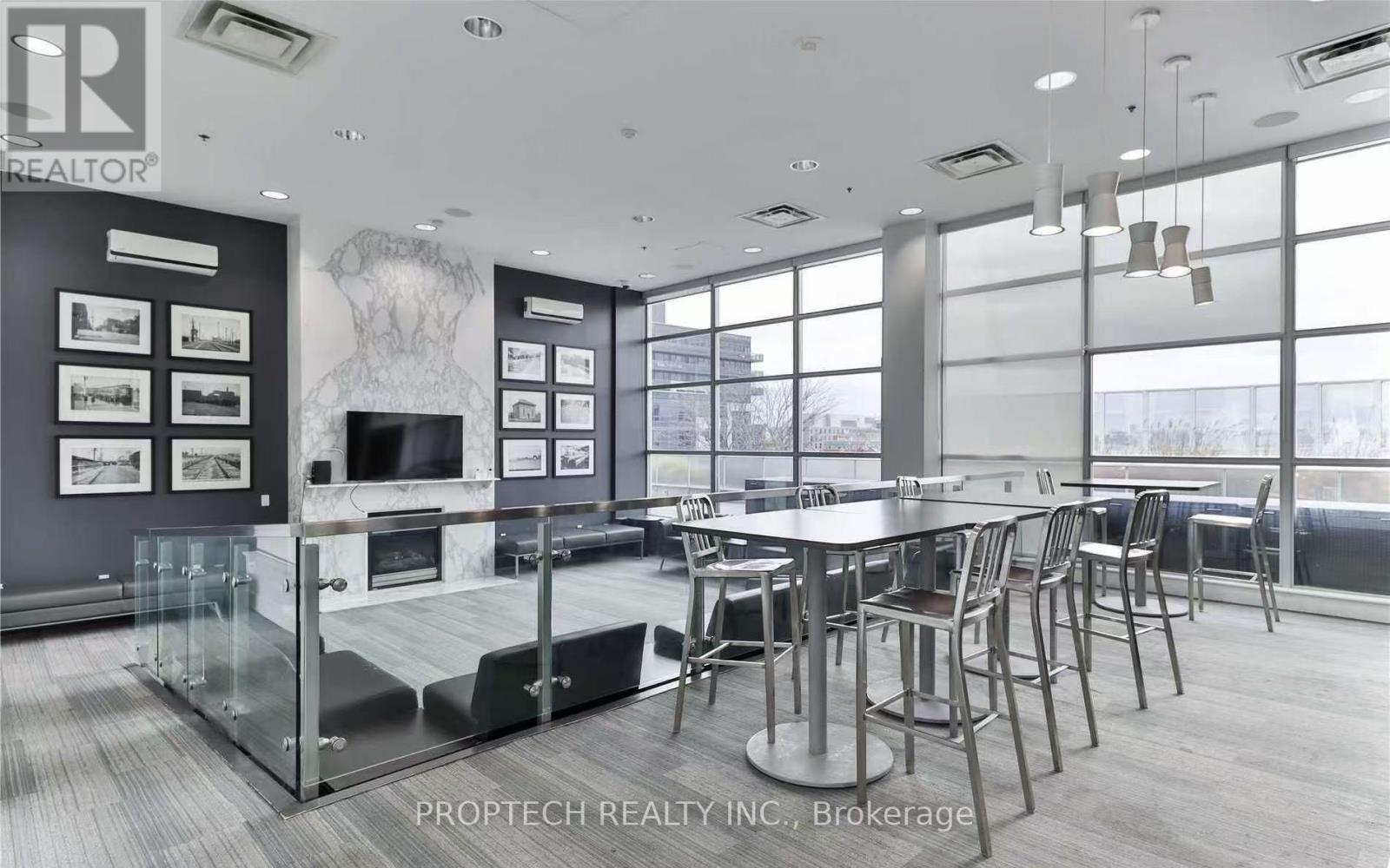 916 - 1 Shaw Street, Toronto, Ontario  M6K 0A1 - Photo 16 - C12469878