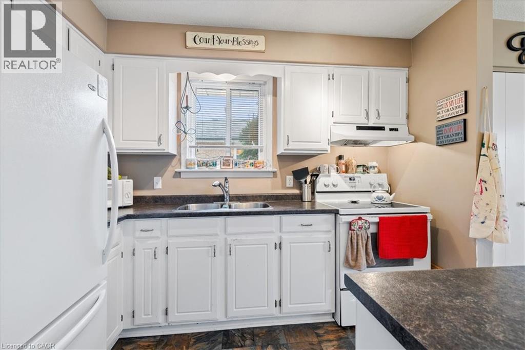 1123 Pearson Drive, Woodstock, Ontario  N4S 8J4 - Photo 13 - 40788645