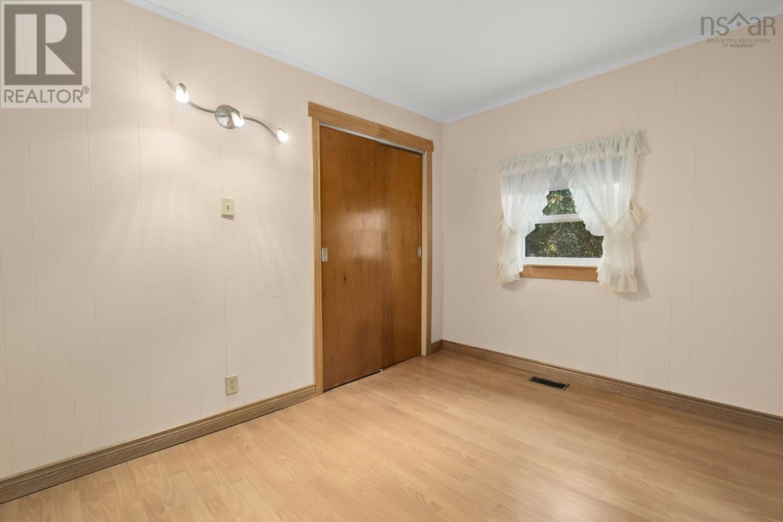 50 Forest Hill Drive, Halifax, Nova Scotia  B3M 1X5 - Photo 13 - 202527897