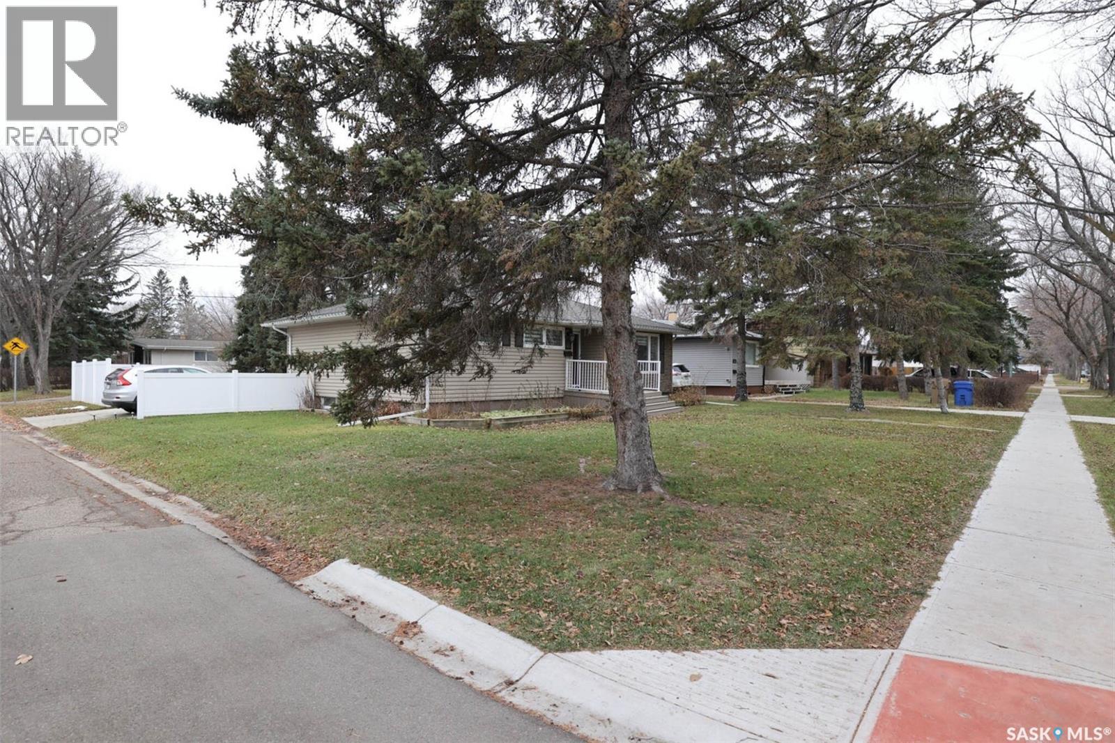 1711 Grant Drive, Regina, Saskatchewan  S4S 4V3 - Photo 23 - SK024156