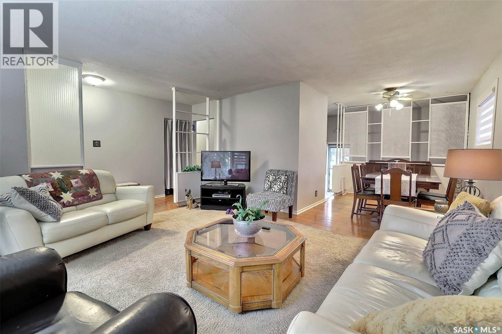 1711 Grant Drive, Regina, Saskatchewan  S4S 4V3 - Photo 4 - SK024156