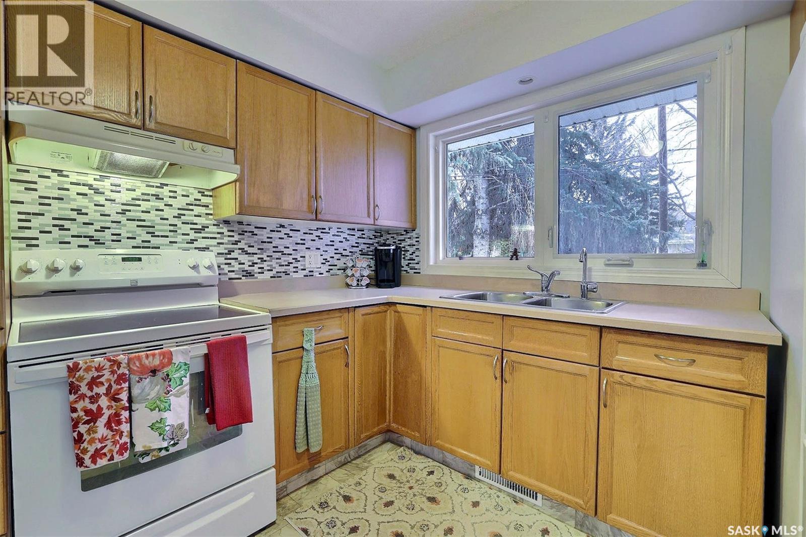 1711 Grant Drive, Regina, Saskatchewan  S4S 4V3 - Photo 8 - SK024156