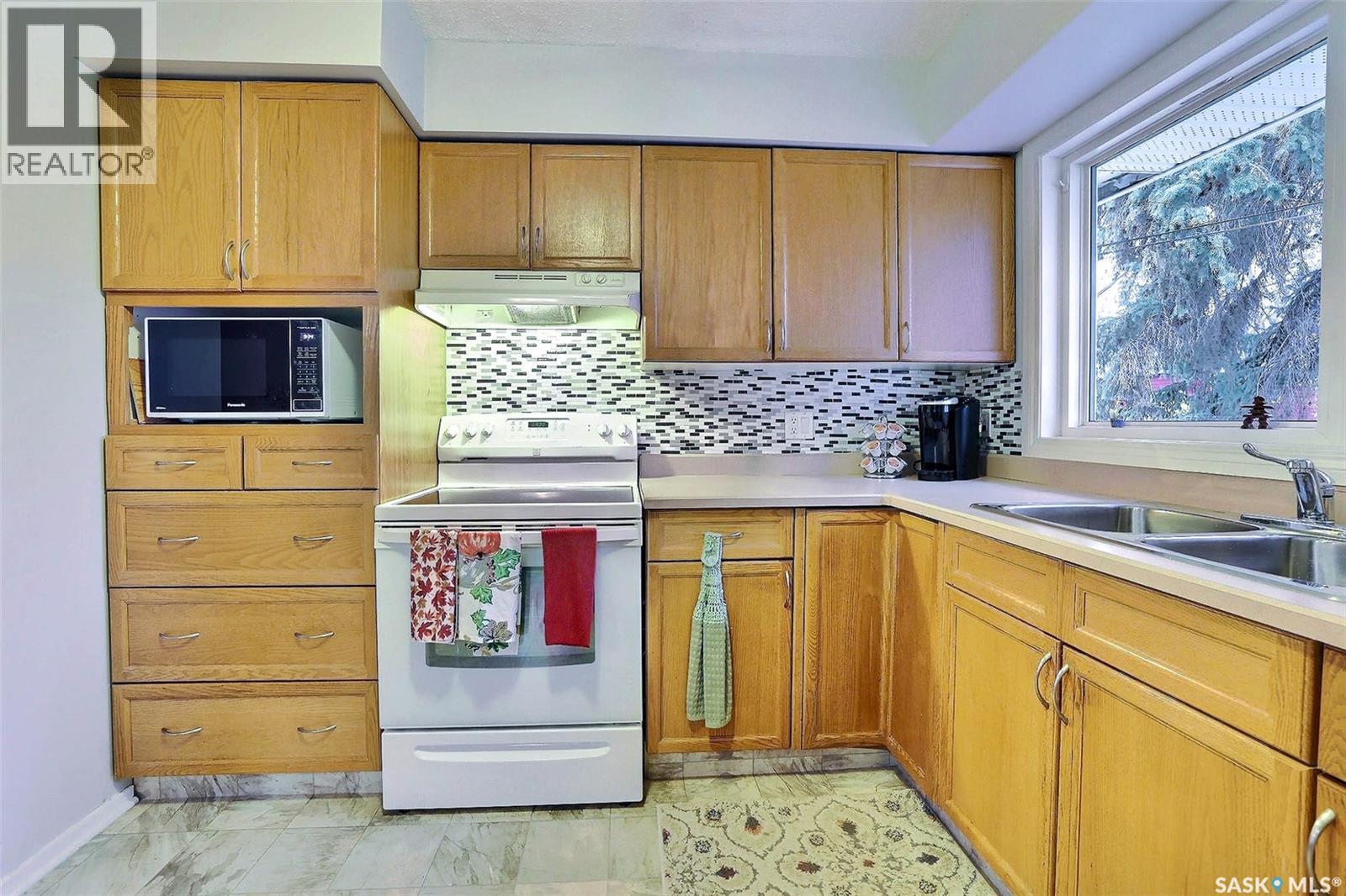 1711 Grant Drive, Regina, Saskatchewan  S4S 4V3 - Photo 9 - SK024156