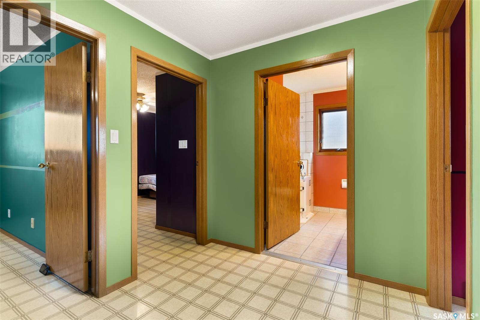 420 3rd Avenue, Kelliher, Saskatchewan  S0A 1V0 - Photo 18 - SK024154