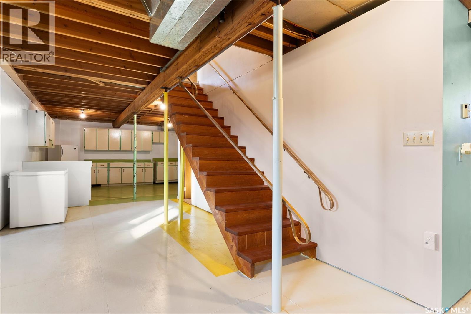 420 3rd Avenue, Kelliher, Saskatchewan  S0A 1V0 - Photo 29 - SK024154